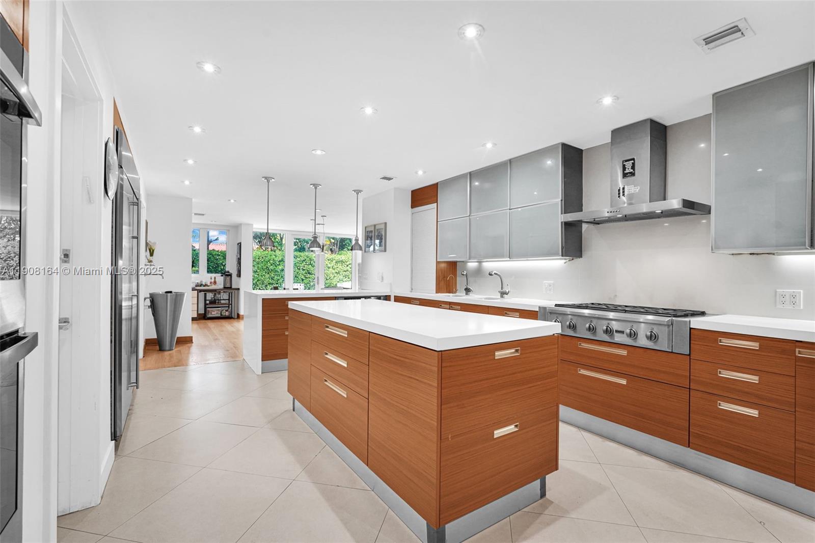 BAL HARBOUR RESIDENTIAL S - Residential