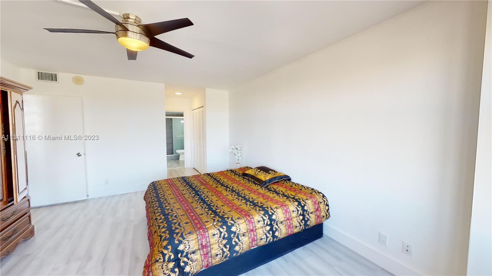 OLYMPUS CONDO - Residential Lease