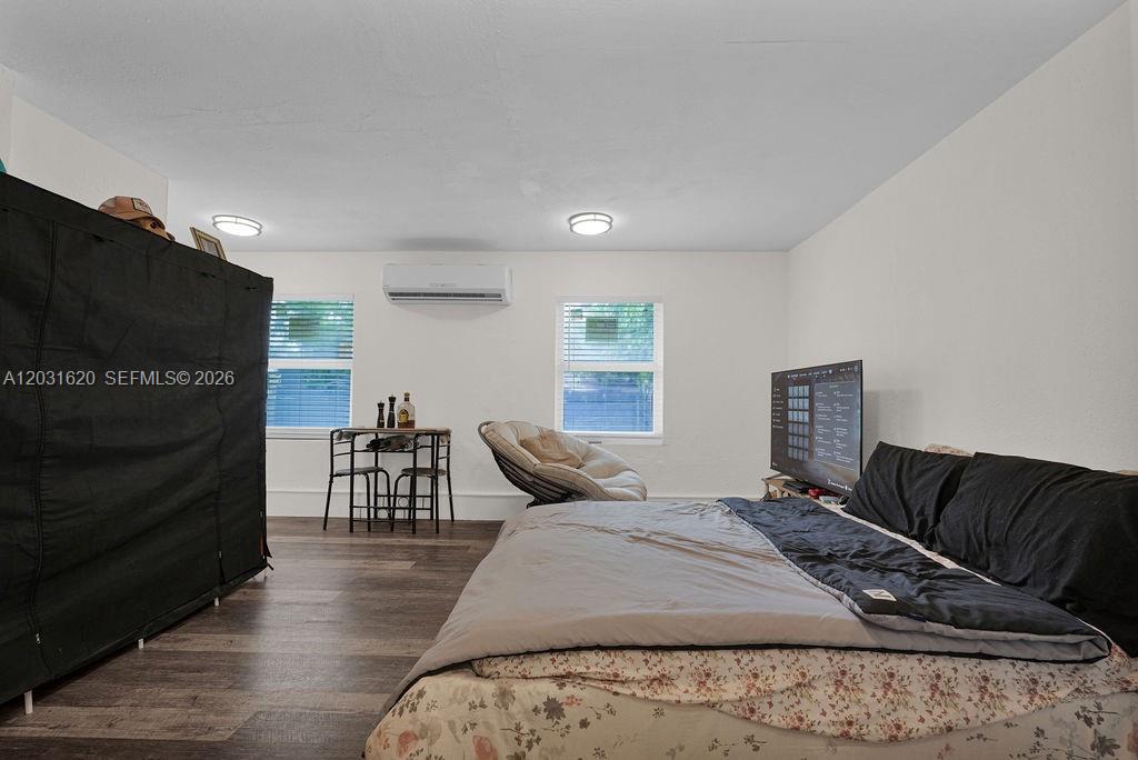 THE TROPICS AMD - Residential Lease