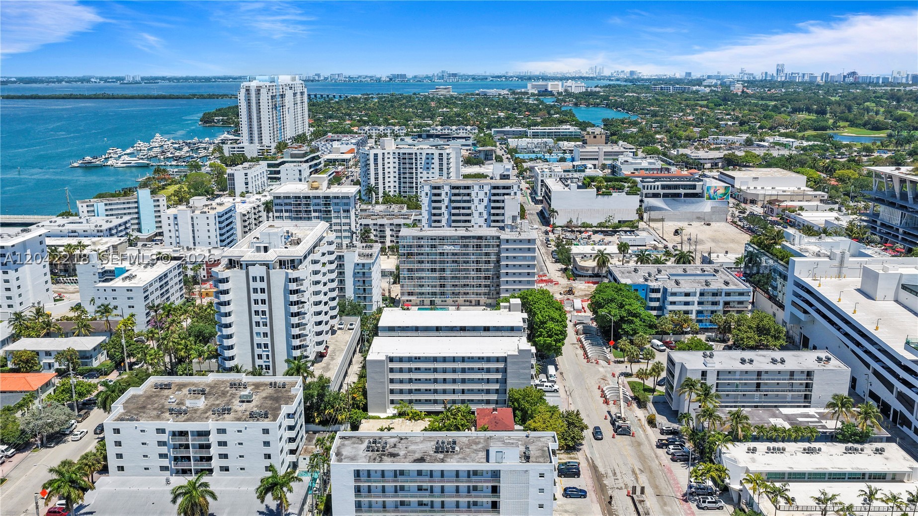 TWIN TOWERS CONDO - Residential