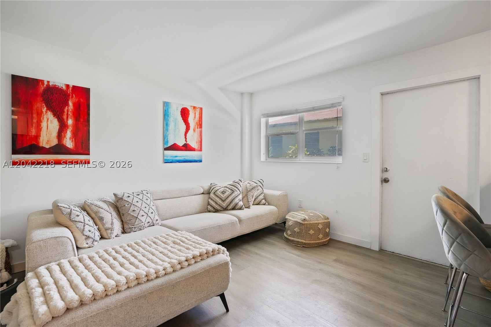 TWIN TOWERS CONDO - Residential