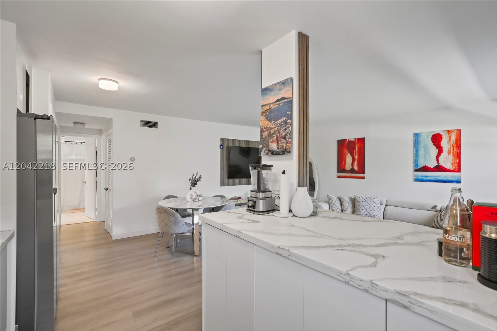 TWIN TOWERS CONDO - Residential
