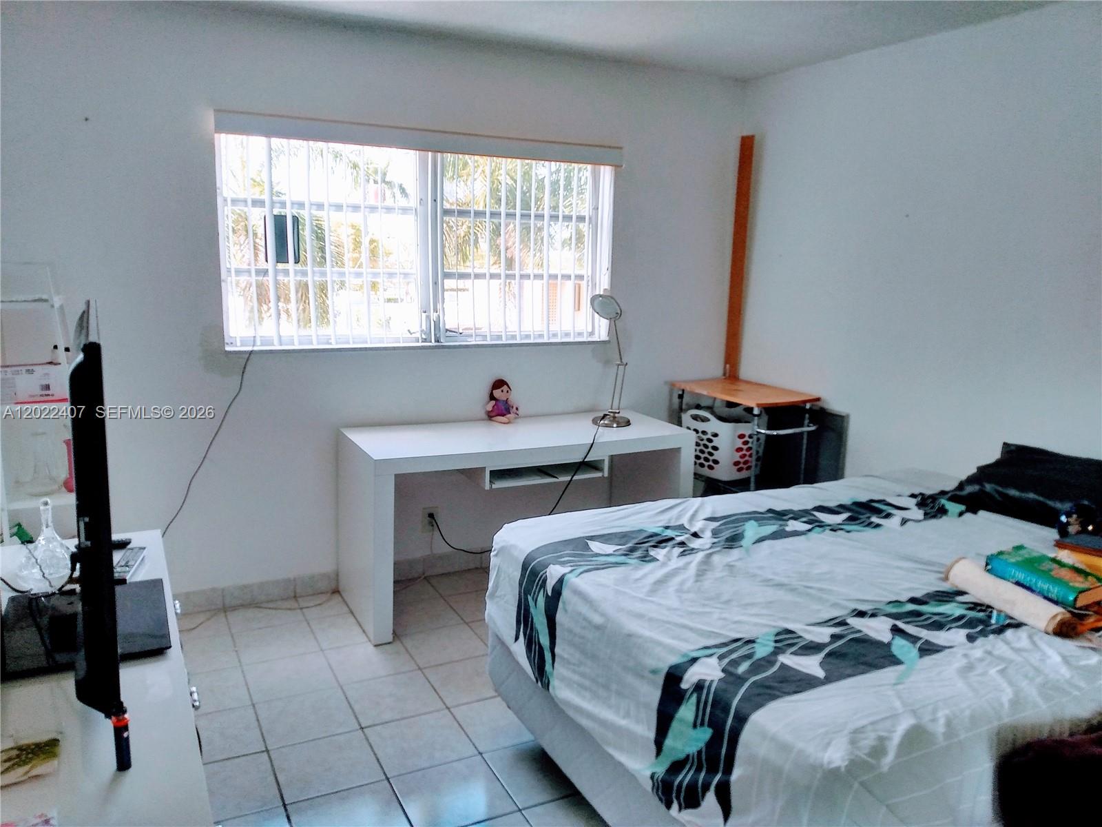 PARADISE VILLAS CONDO - Residential