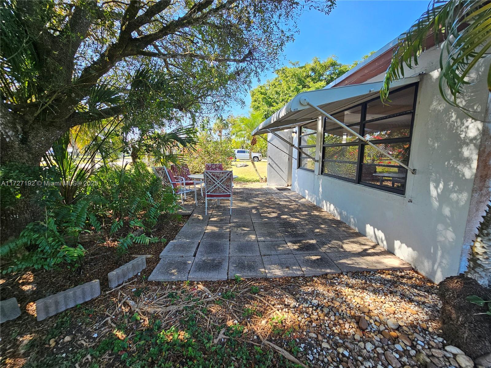 Cozy 1-bedroom efficiency in Homestead with over 8,000 sq/ft of shared yard space! This unit features an open living area with large windows, a functional kitchen with a new stove and refrigerator, and a full bathroom with a walk-in shower. Enjoy a shaded outdoor patio, shared laundry access, and included lawn service. Convenient location near shopping, dining, and major highways. Schedule your showing today!  Rapid approval available.