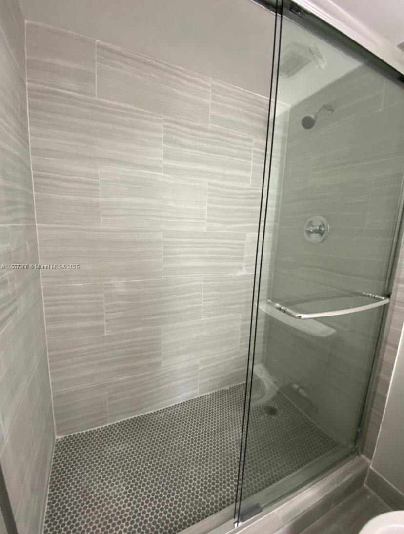 SAILBOAT CAY CONDO - Residential