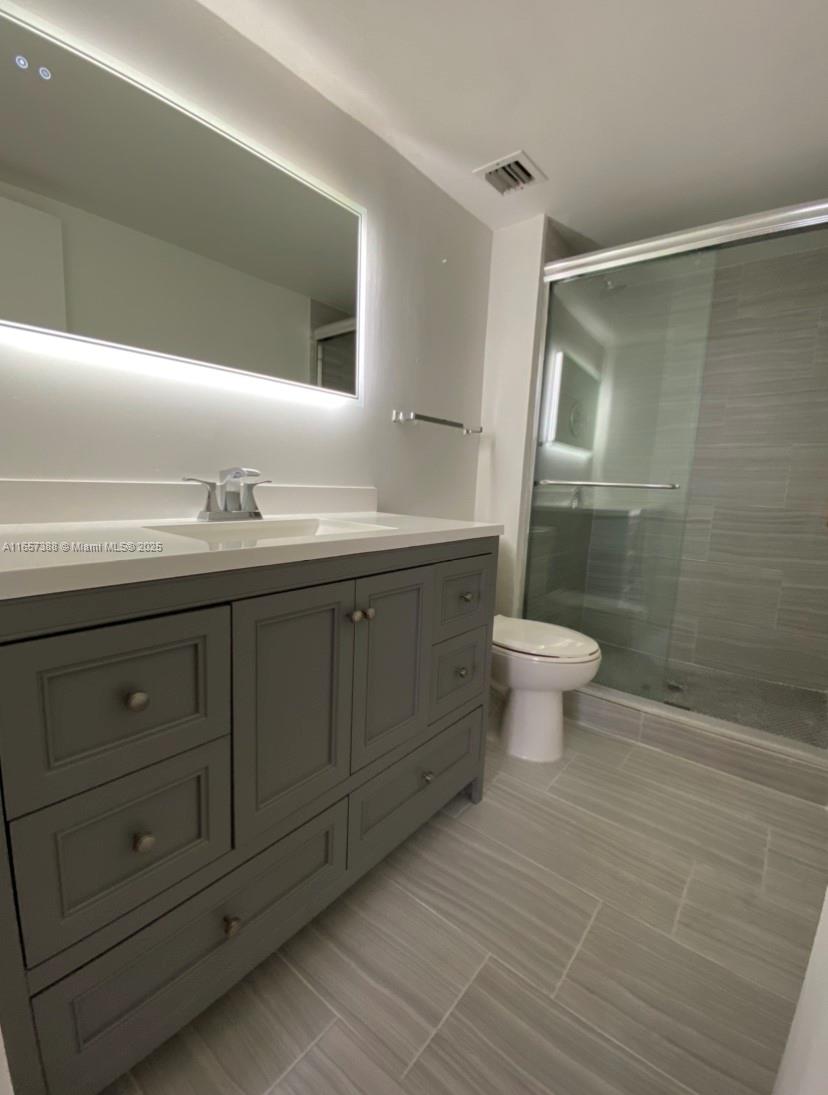 SAILBOAT CAY CONDO - Residential