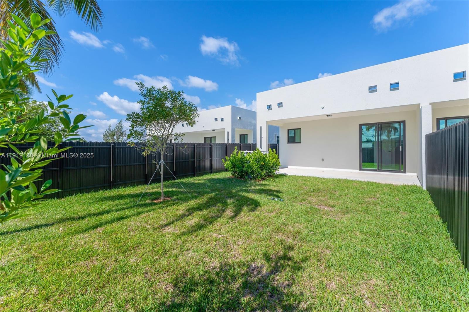 OAK SHIRE HOMES - Residential