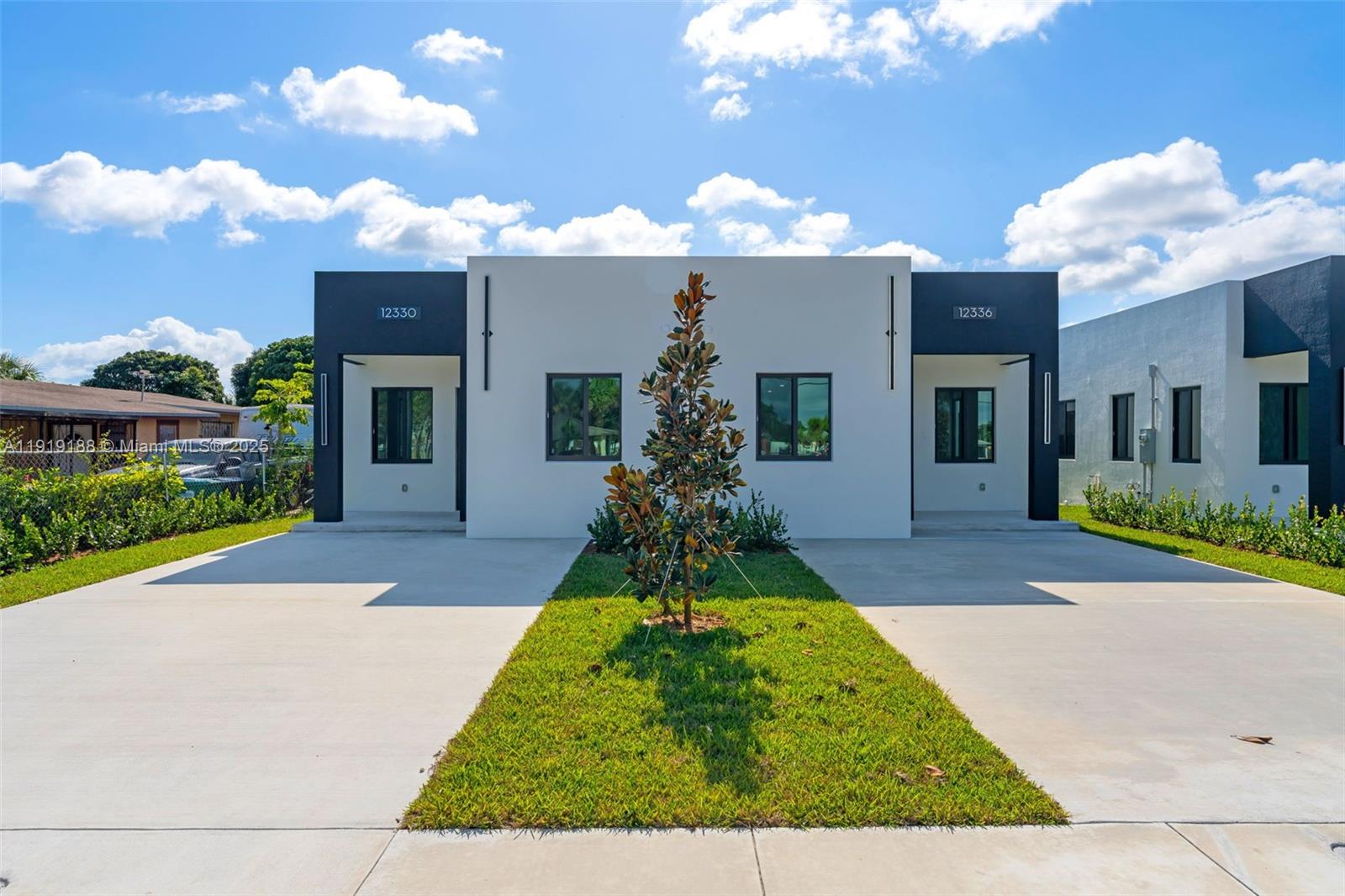 OAK SHIRE HOMES - Residential