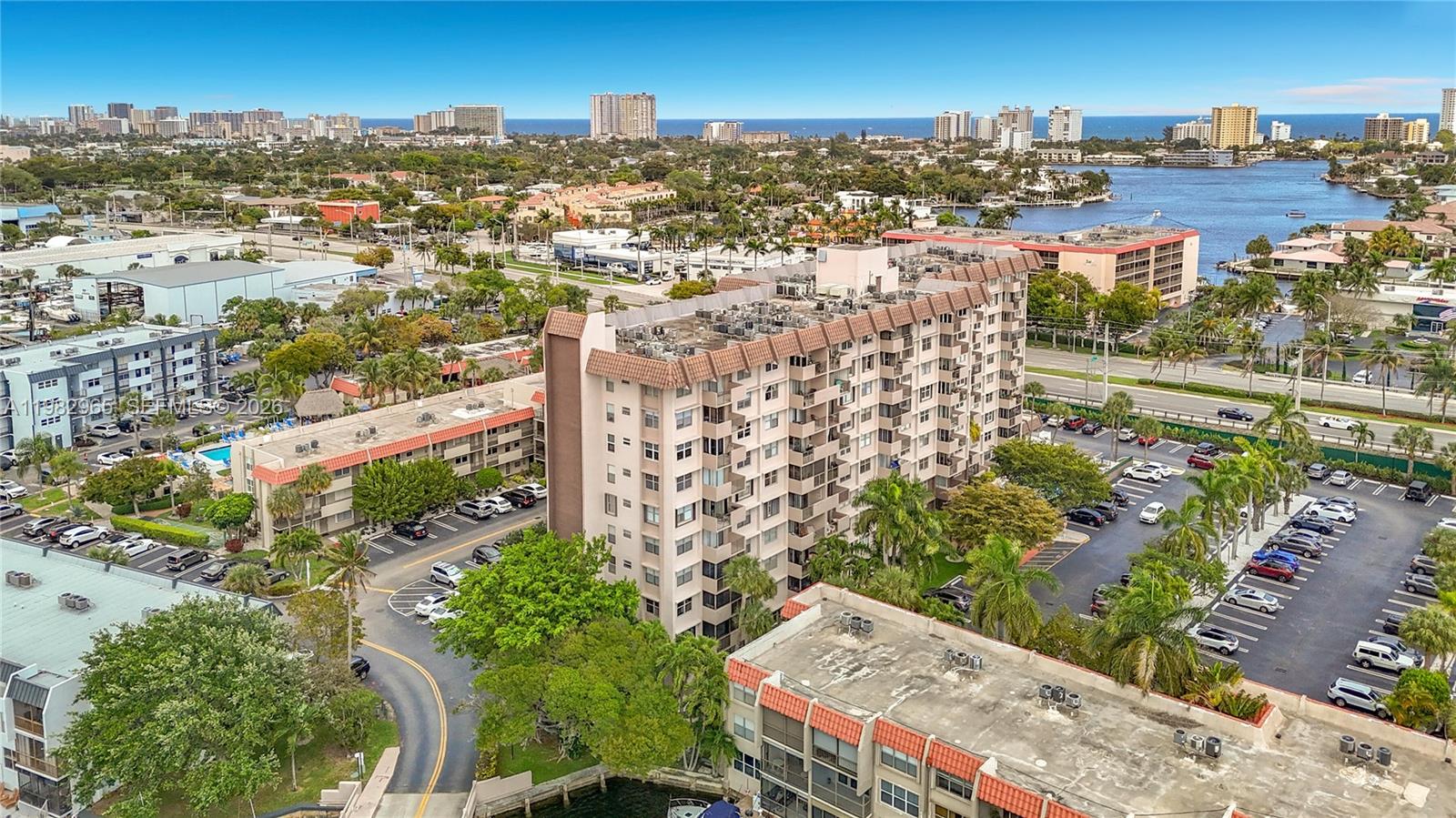 ISLAND CLUB TWO CONDO - Residential