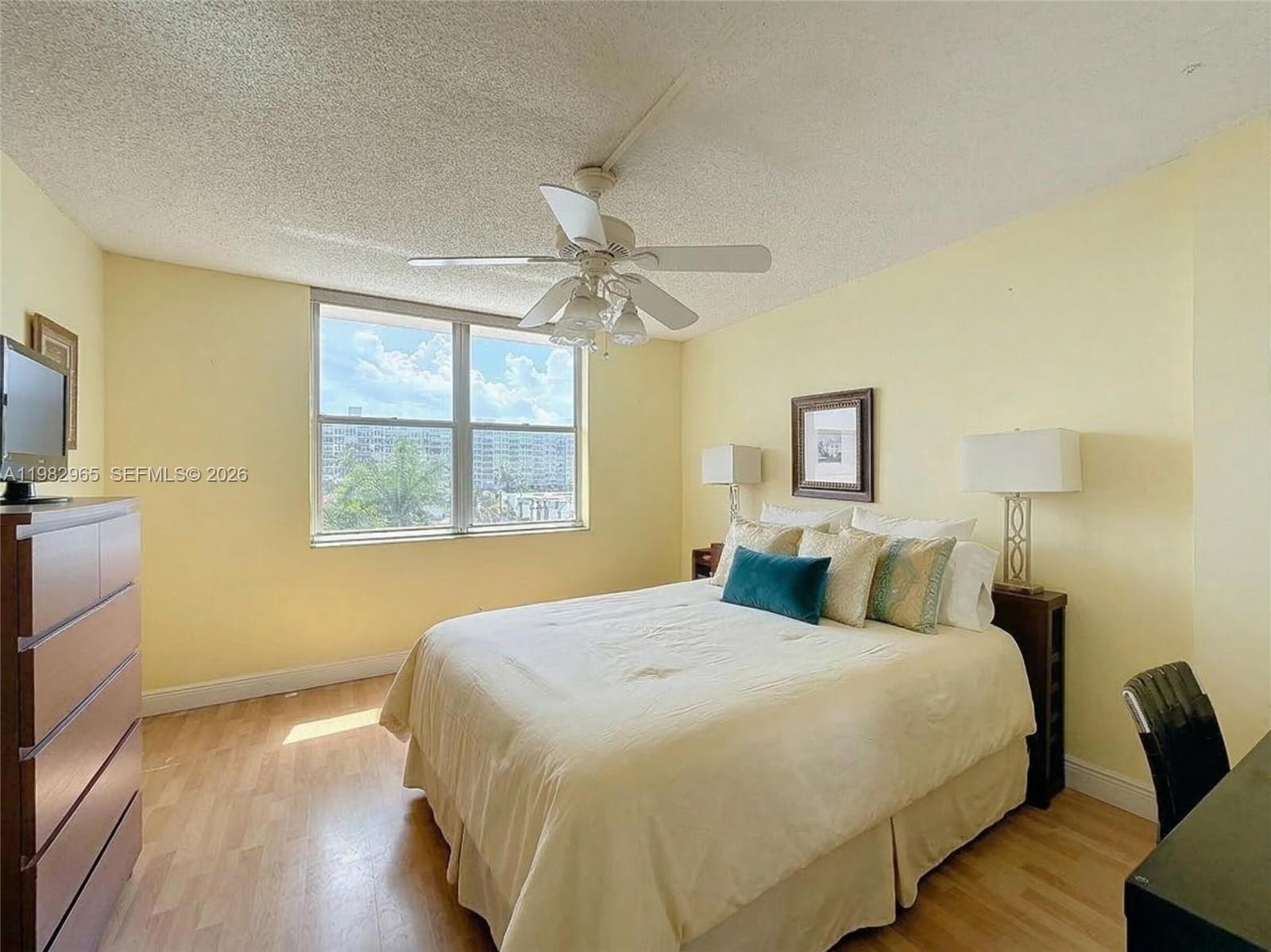 ISLAND CLUB TWO CONDO - Residential