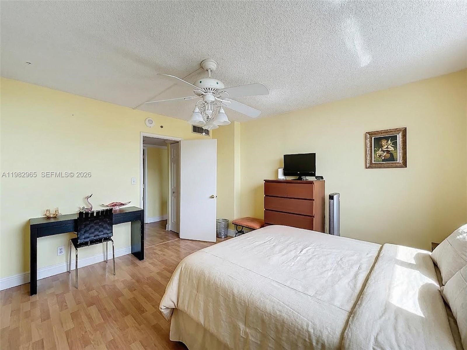 ISLAND CLUB TWO CONDO - Residential