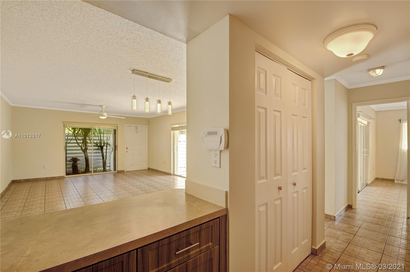 KENDALL CENTER - Residential