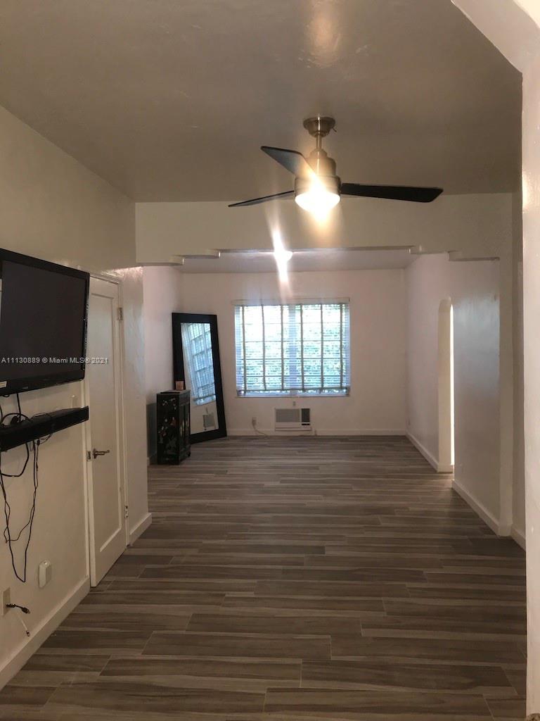 1535 MERIDIAN AVE CONDO - Residential