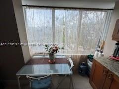CARIBBEAN BREEZE CONDO - Residential