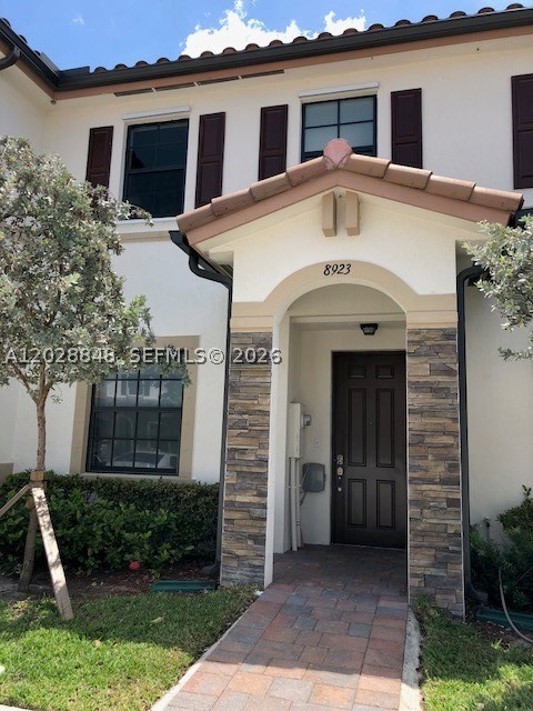 Beautiful 2-bedroom, 2.5-bath townhouse located in the desirable Aragon/Bellagio Villas community in Hialeah Gardens. This move-in ready home offers a functional layout with both bedrooms upstairs, spacious walk-in closets, and comfortable living areas ideal for everyday living. Enjoy resort-style community amenities including clubhouse, fitness center, pool, playground, and security patrol. Conveniently located near I-75, Palmetto Expressway, shopping, dining, and top-rated schools. Great opportunity for end users or investors seeking a well-located townhouse in a highly desirable community.
