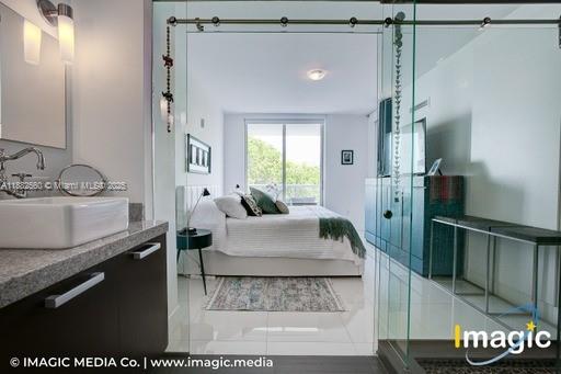 IOS ON THE BAY CONDO - Residential