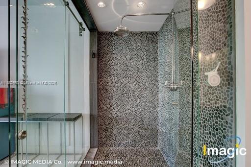 IOS ON THE BAY CONDO - Residential
