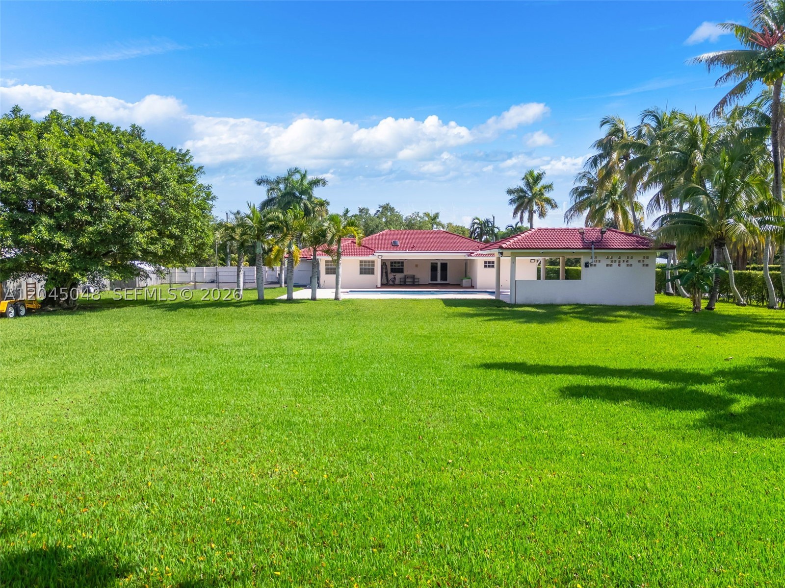 MILLER DRIVE ESTS 1ST ADD - Residential