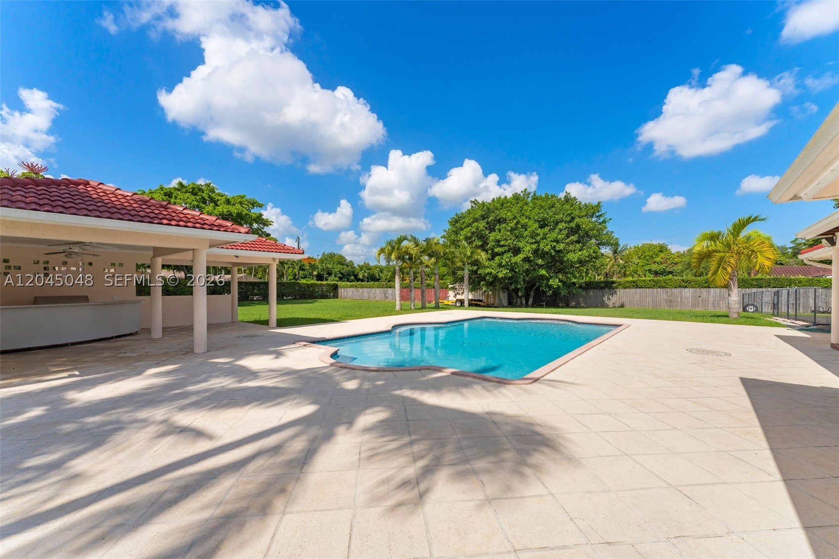 MILLER DRIVE ESTS 1ST ADD - Residential
