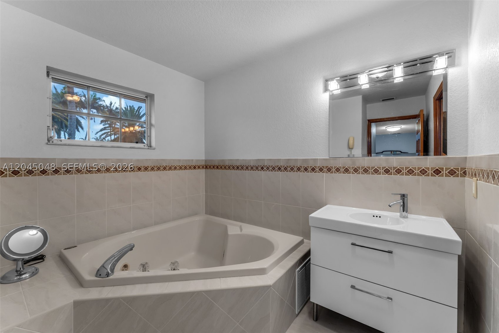 MILLER DRIVE ESTS 1ST ADD - Residential