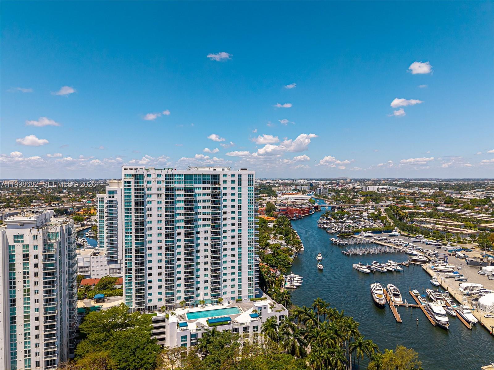 TERRAZAS RIVERPARK VILLAG - Residential