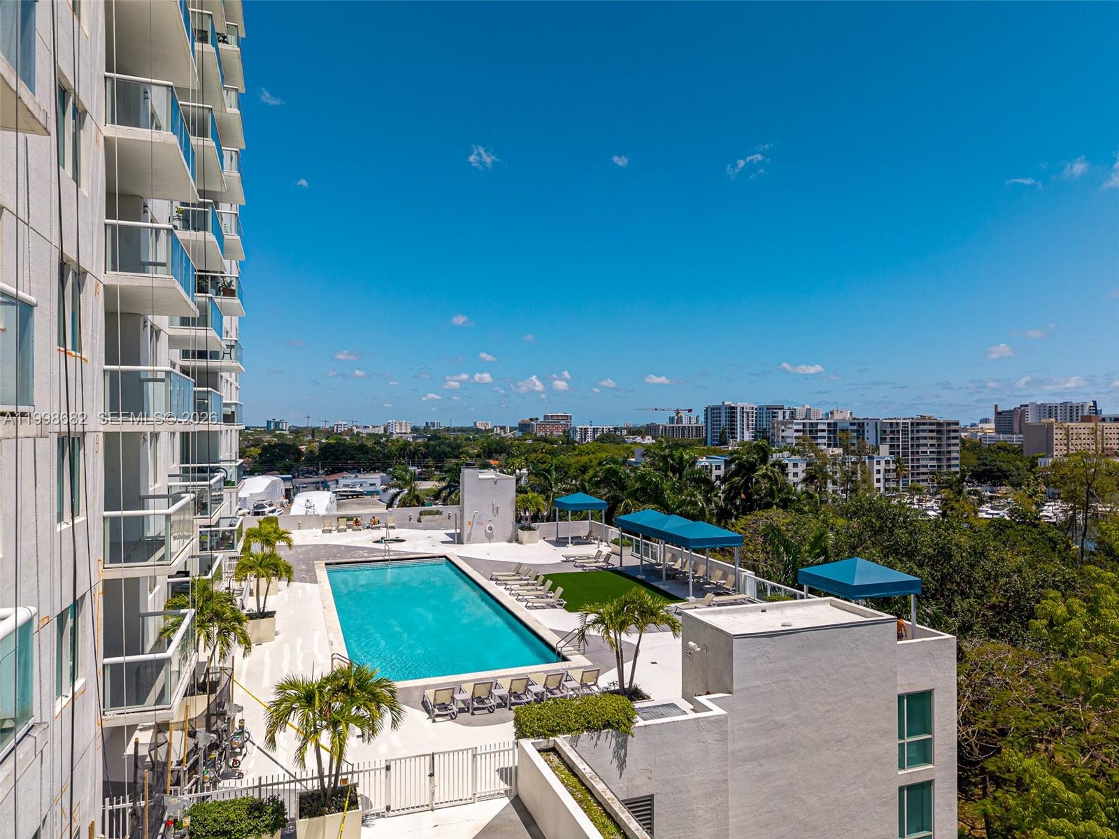TERRAZAS RIVERPARK VILLAG - Residential