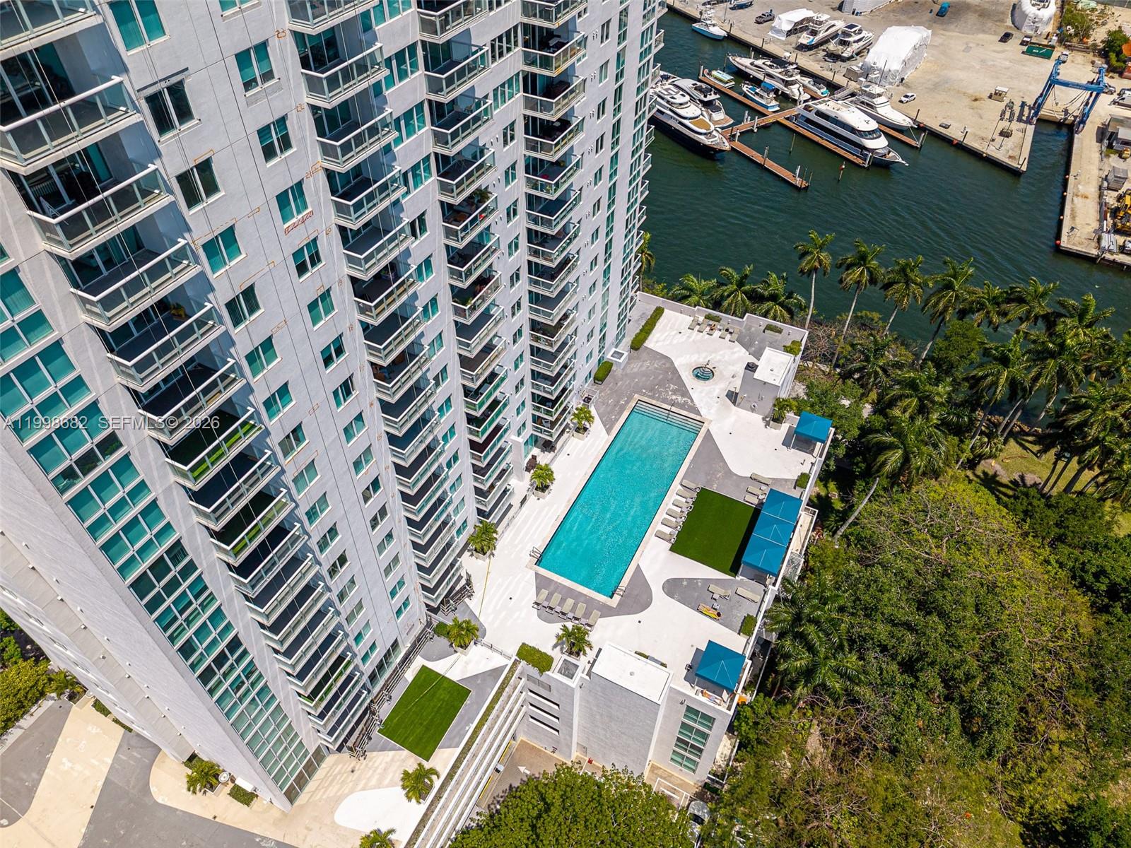 TERRAZAS RIVERPARK VILLAG - Residential