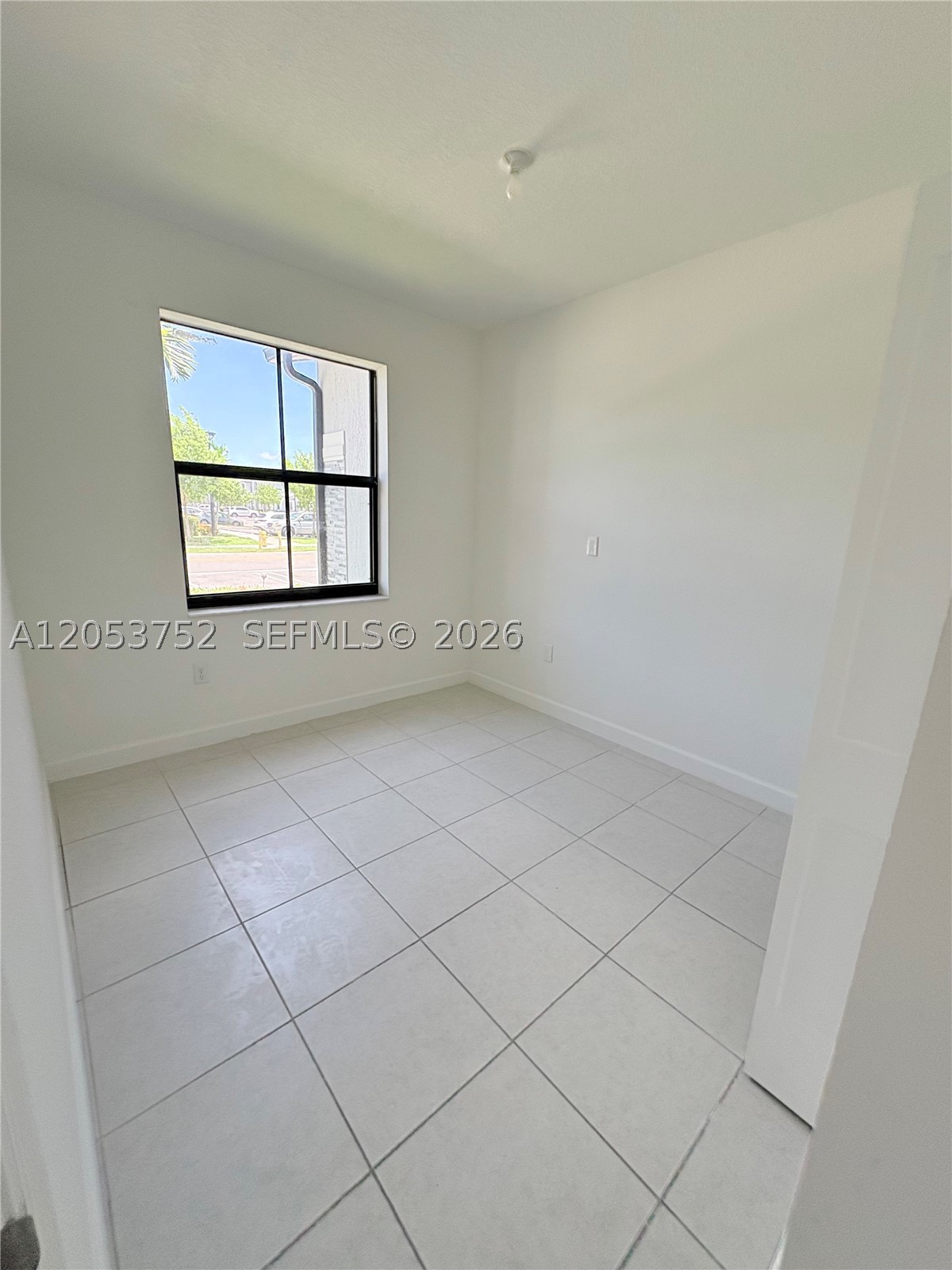 PINE ISLE - Residential Lease