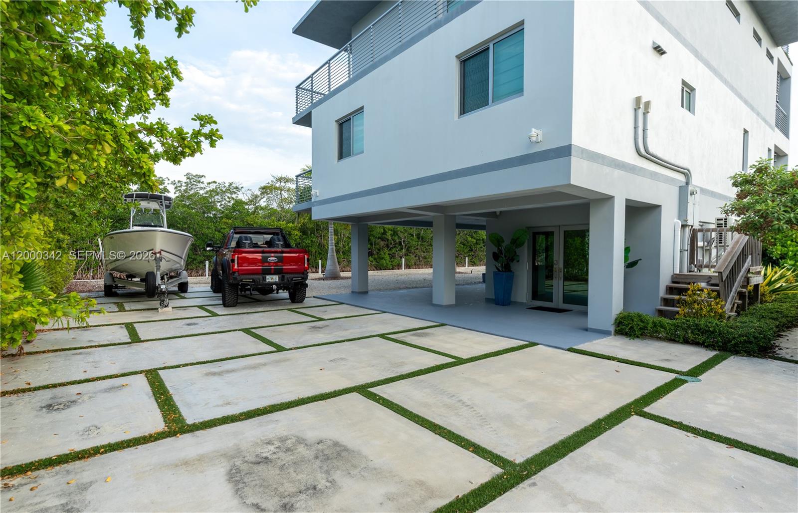 LAKE SURPRISE ESTATES - Residential
