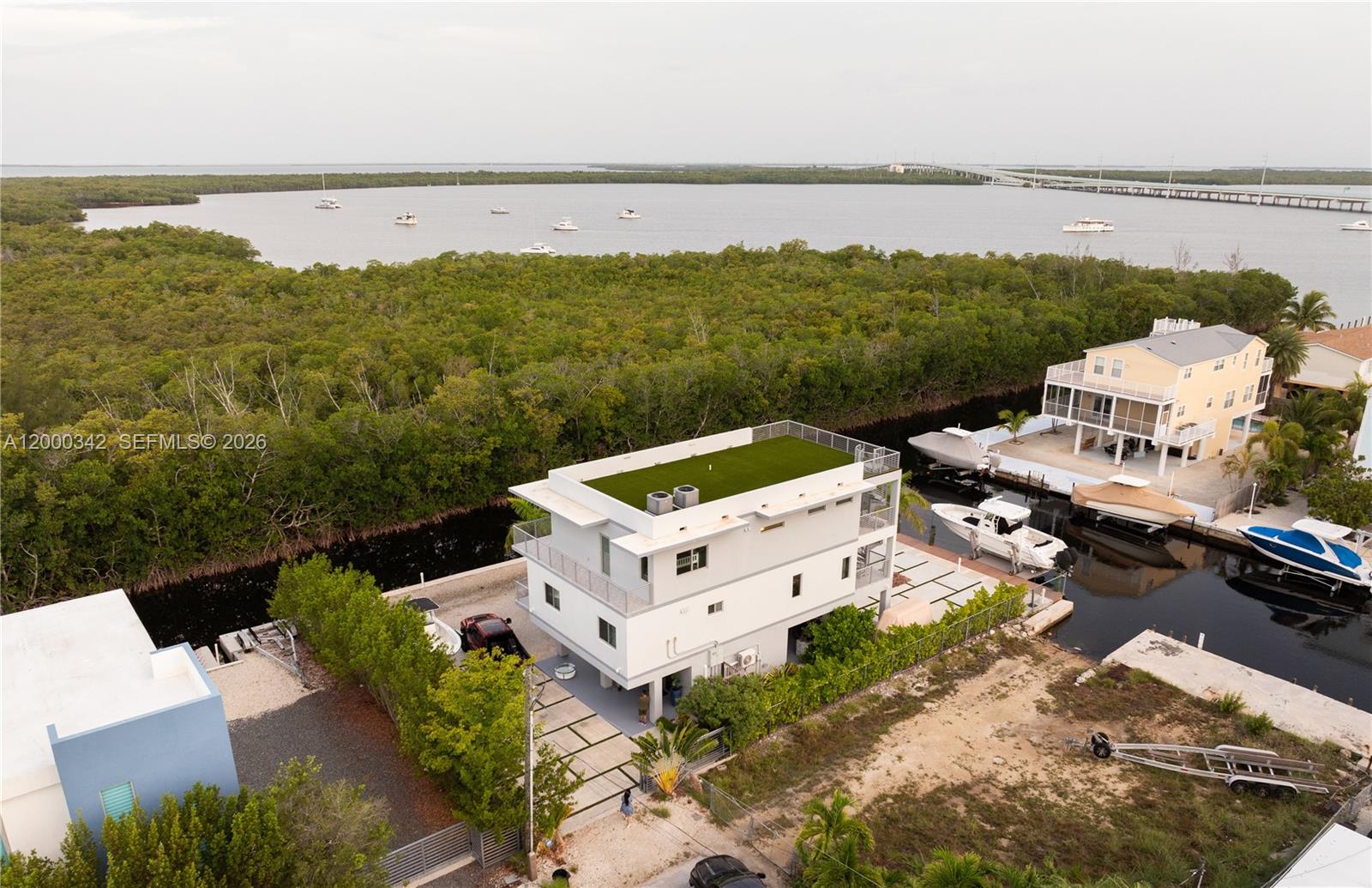 LAKE SURPRISE ESTATES - Residential