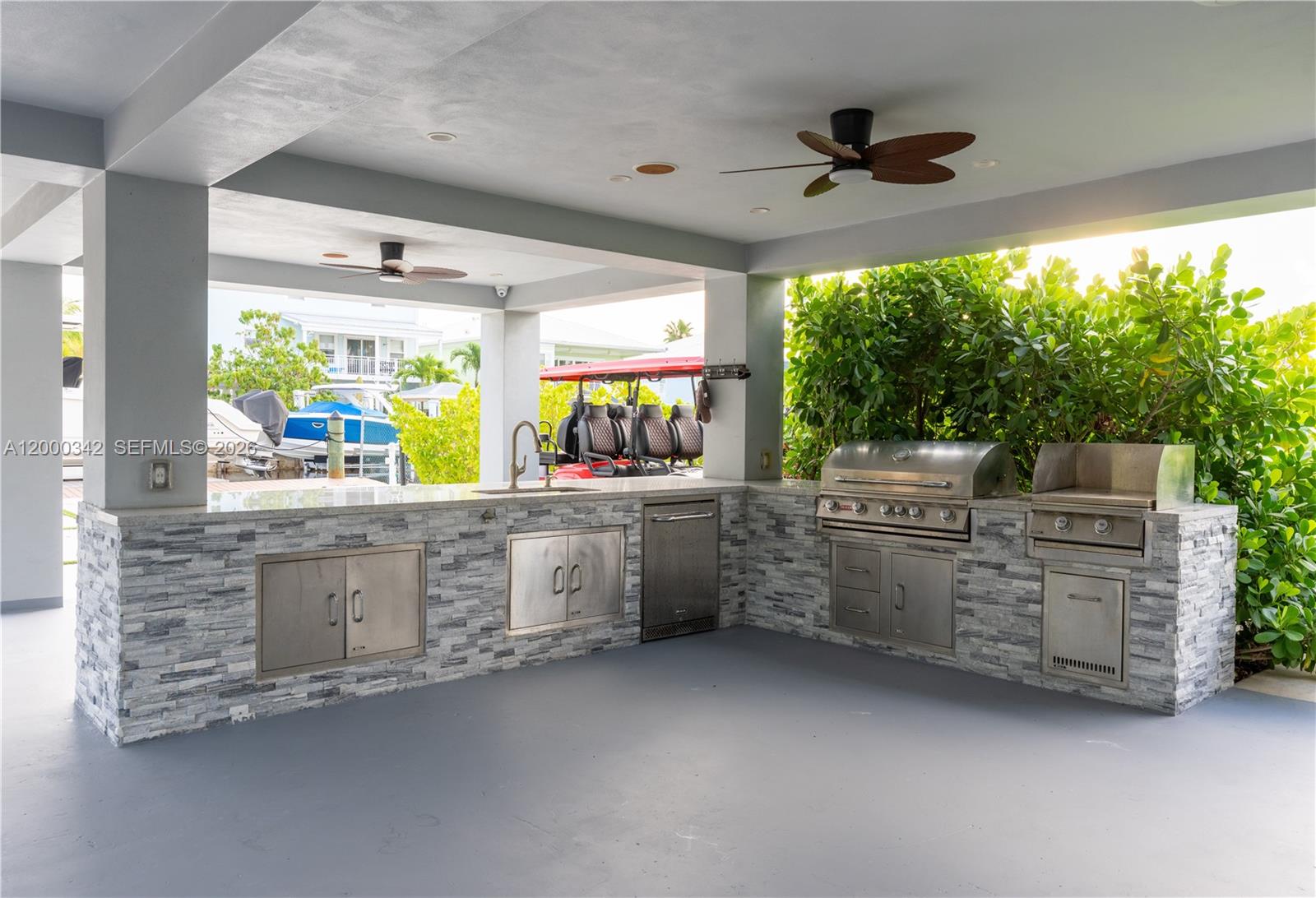 LAKE SURPRISE ESTATES - Residential