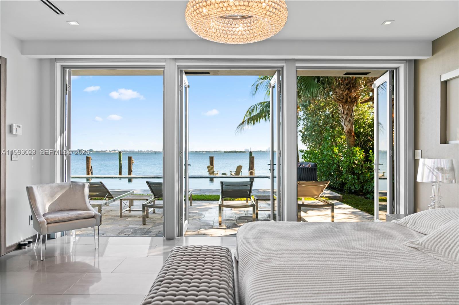 BAY LURE - Residential