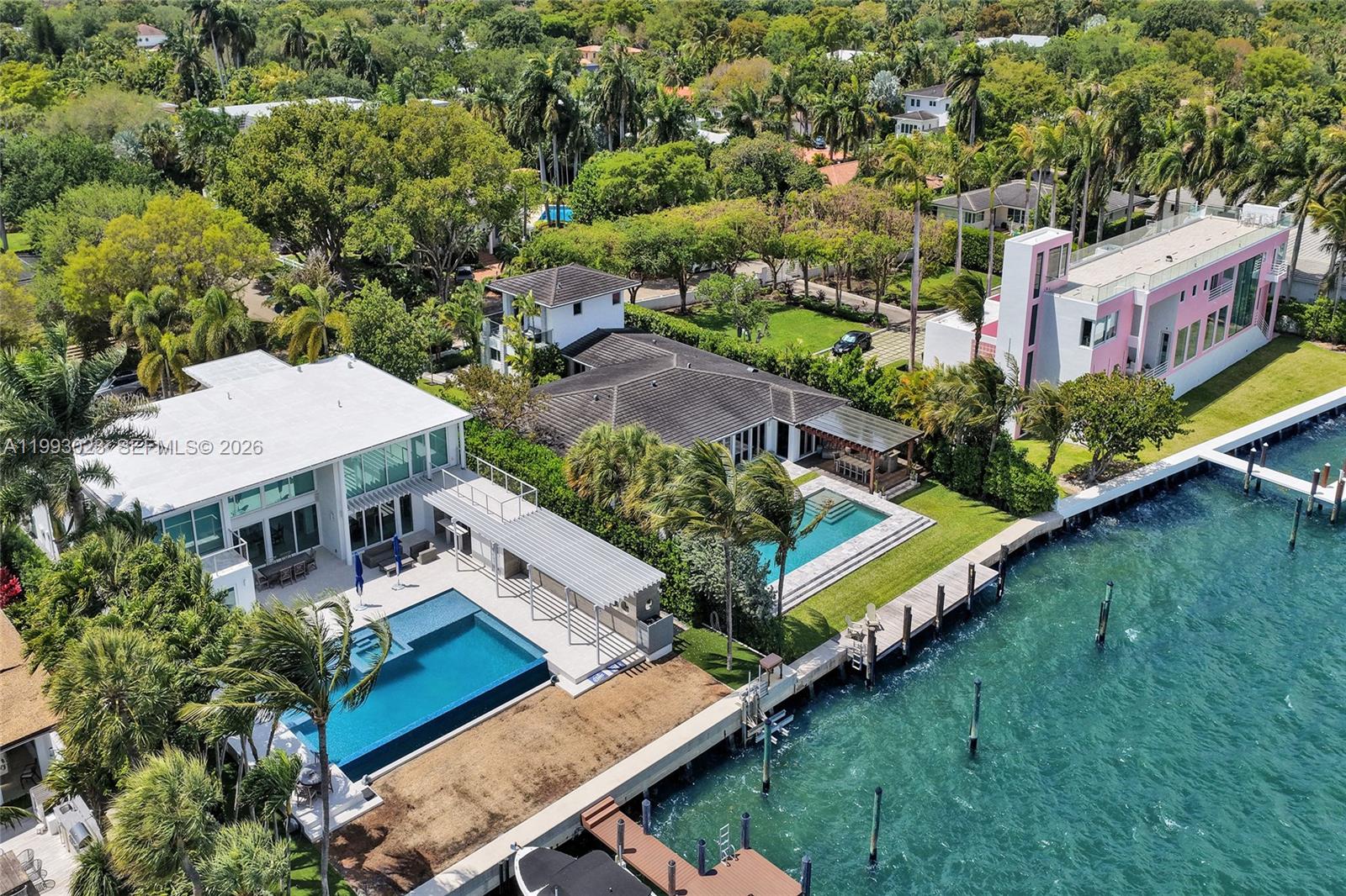 BAY LURE - Residential