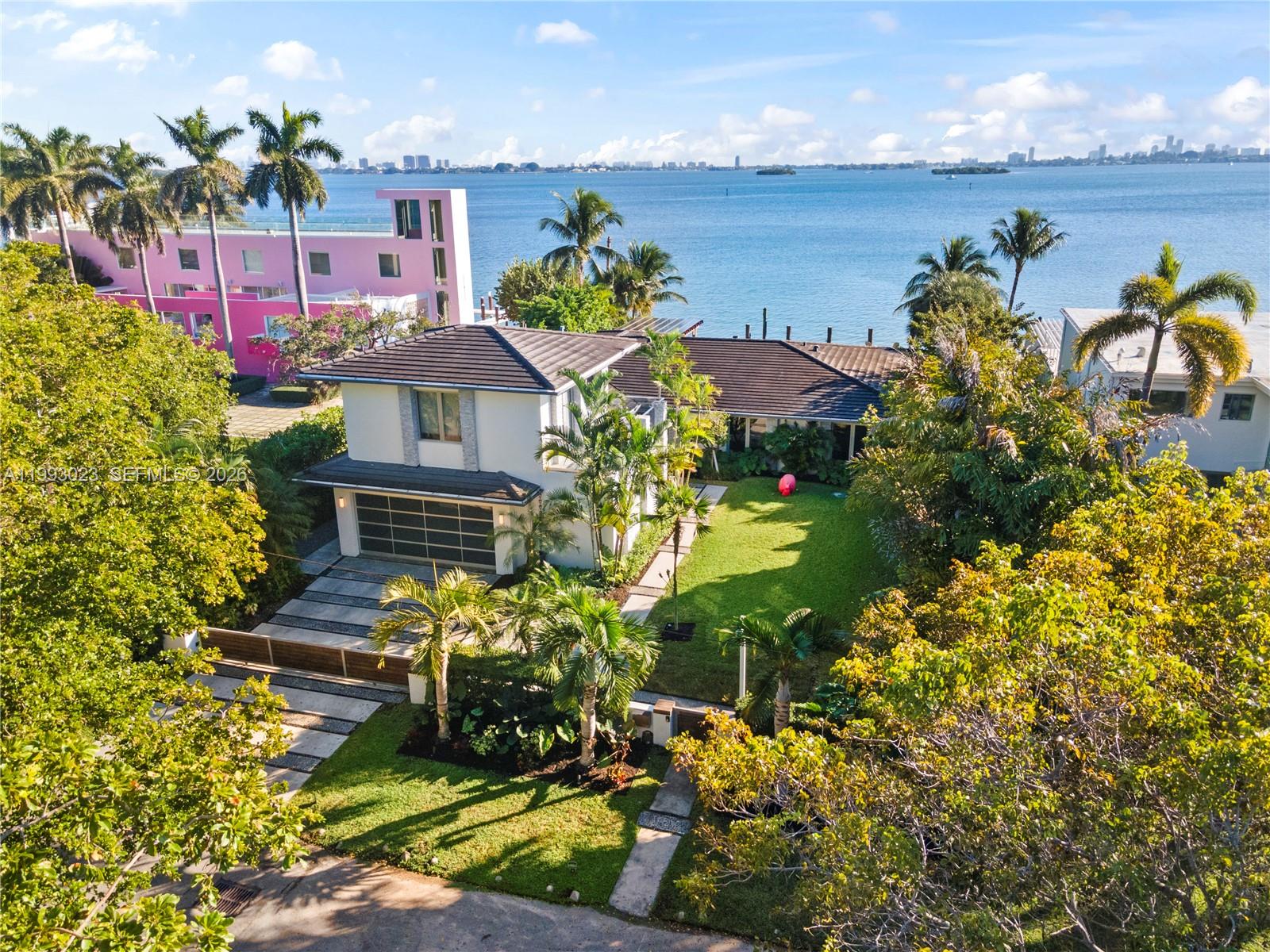 BAY LURE - Residential