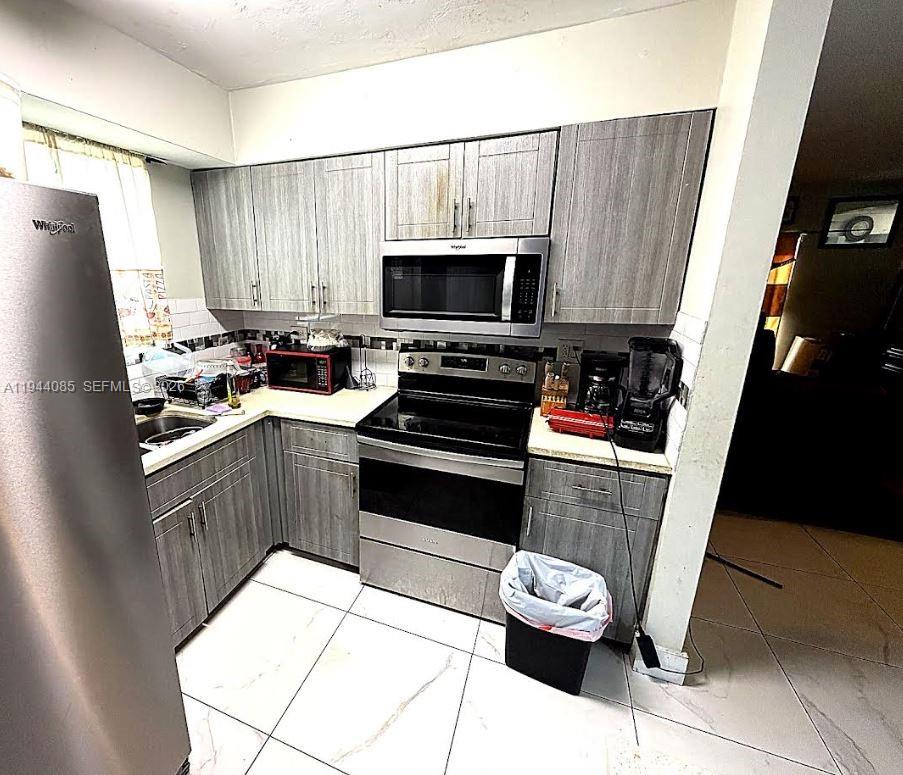 MIRAMAR SEC 10 - Residential