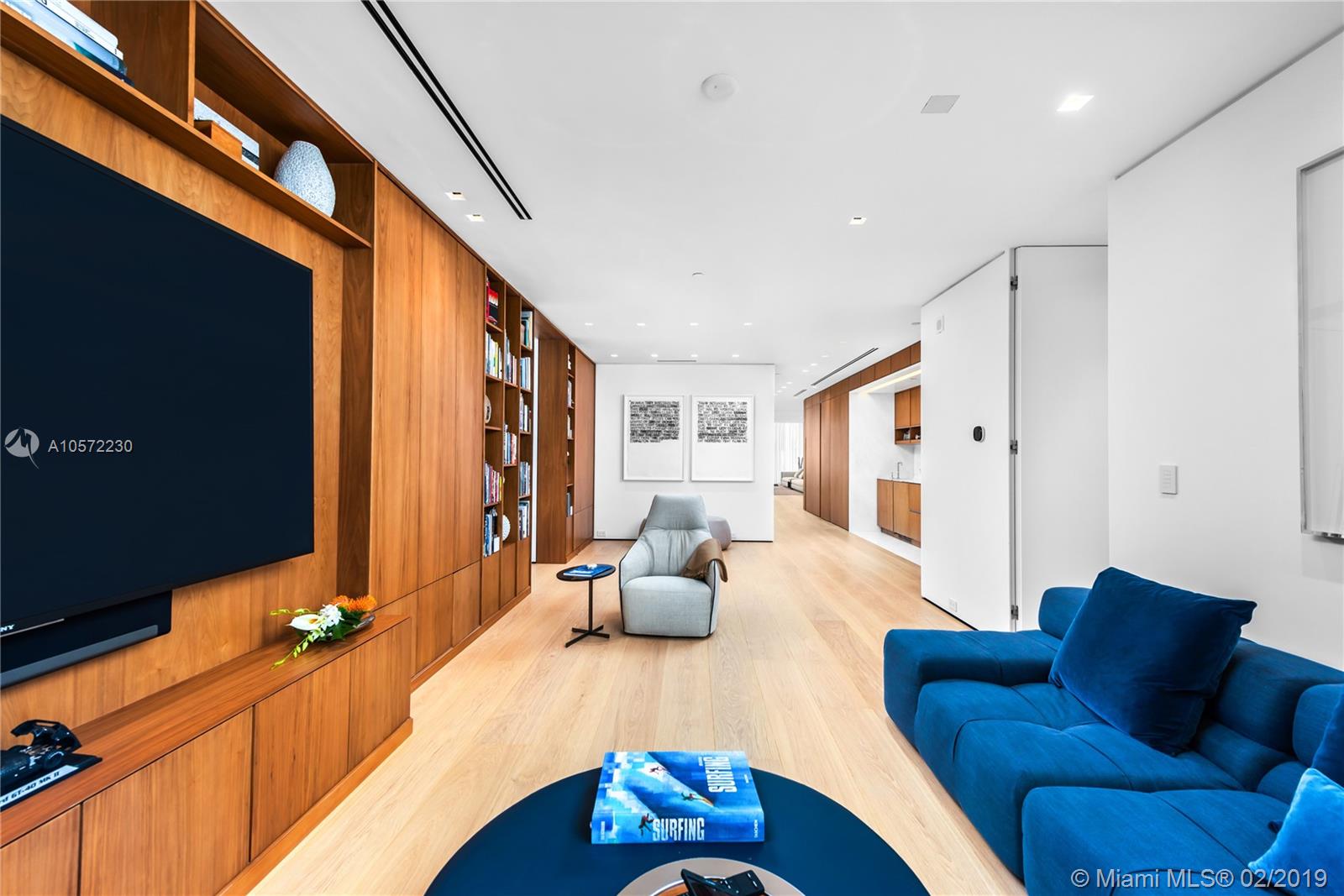 CONTINUUM ON SOUTH BEACH - Residential