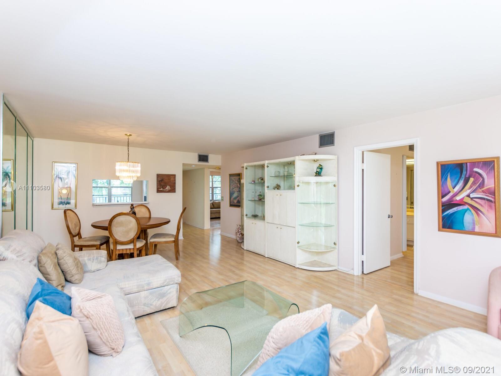 CAMBRIDGE AT CENTURY VILL - Residential