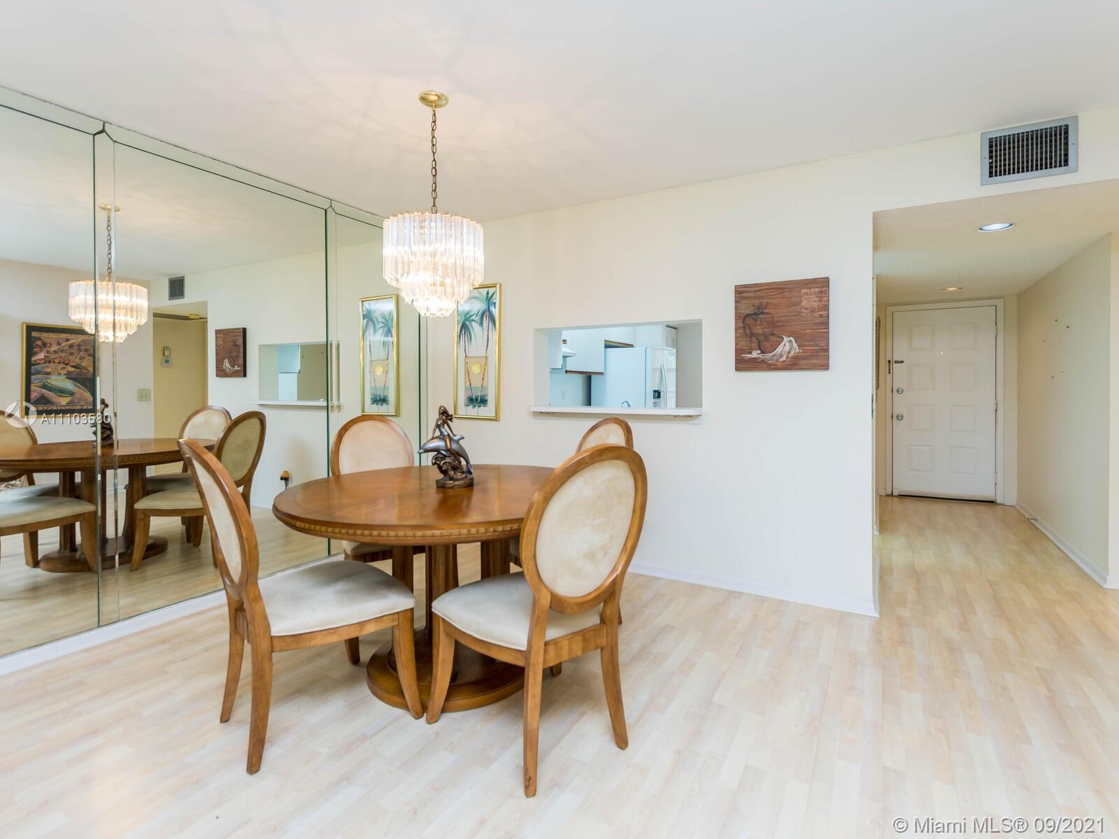 CAMBRIDGE AT CENTURY VILL - Residential