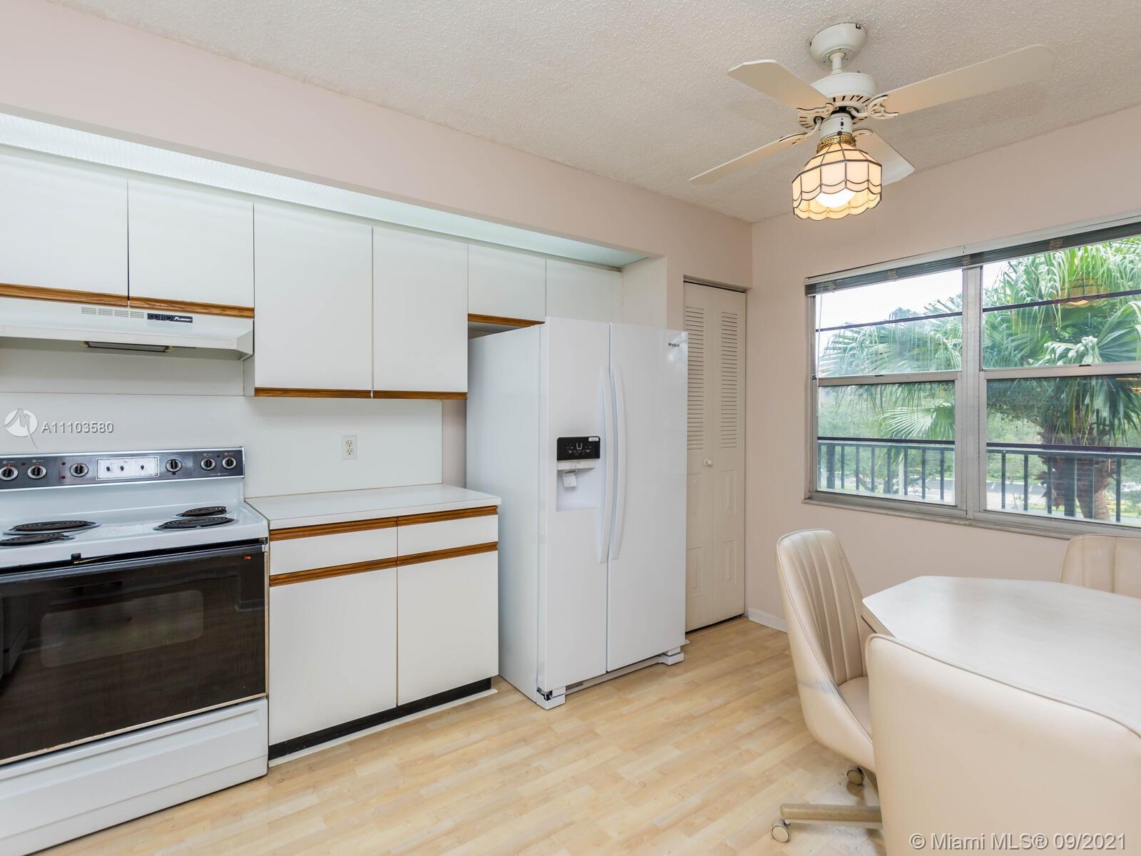 CAMBRIDGE AT CENTURY VILL - Residential