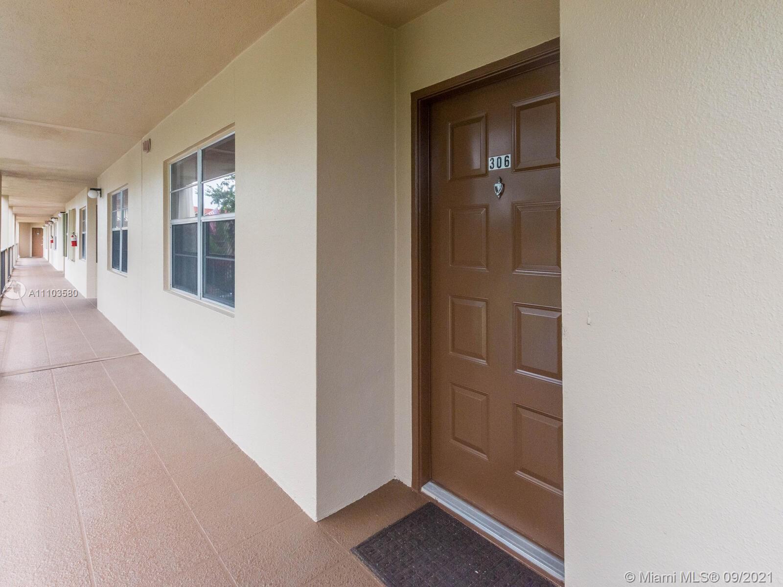 CAMBRIDGE AT CENTURY VILL - Residential