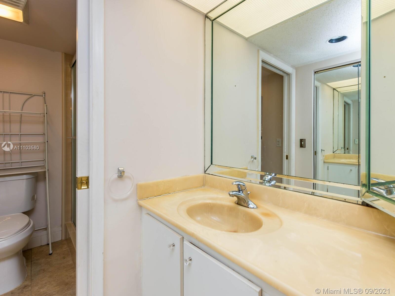 CAMBRIDGE AT CENTURY VILL - Residential