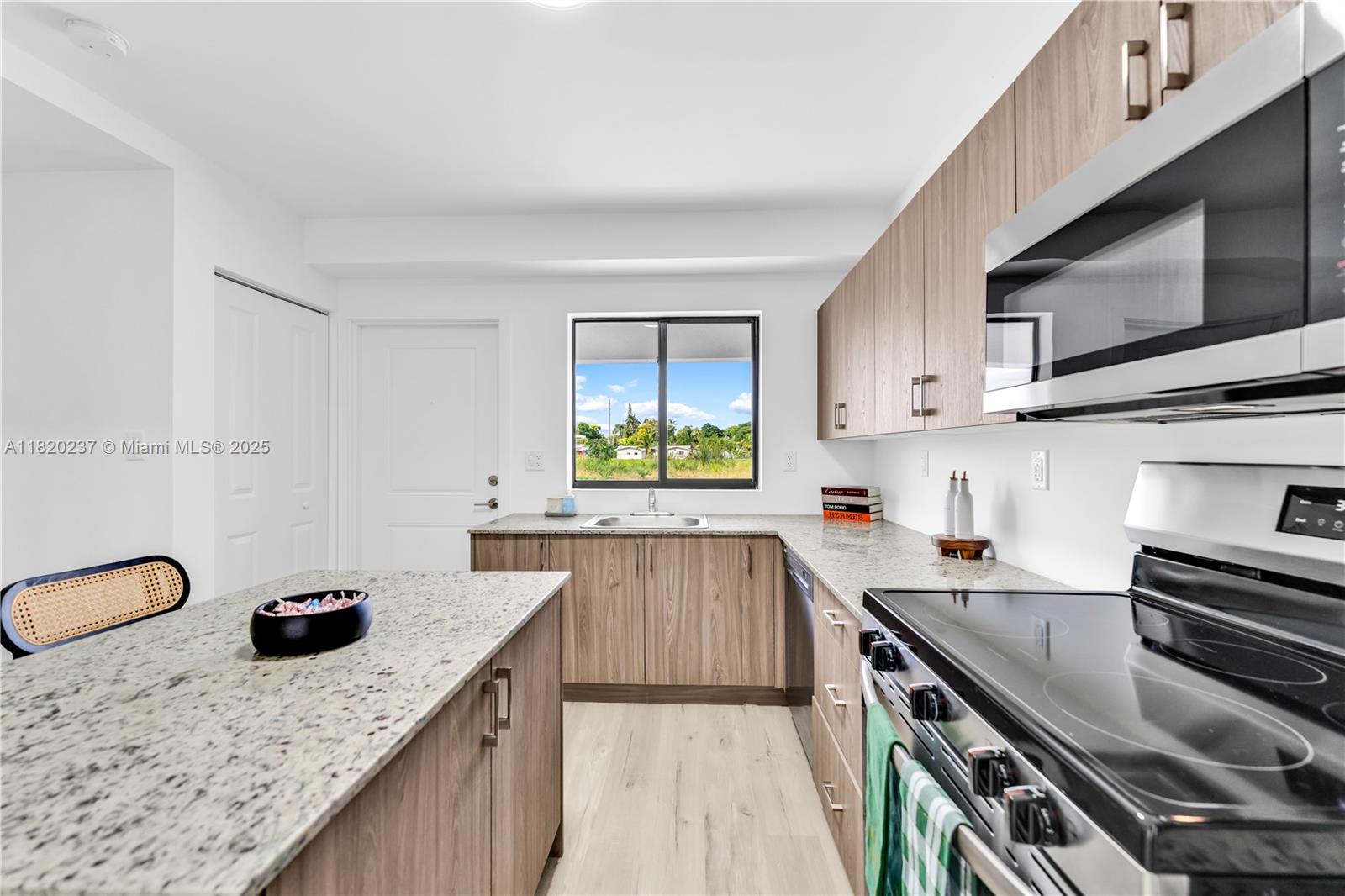 BISC GARDENS SEC C - Residential Lease