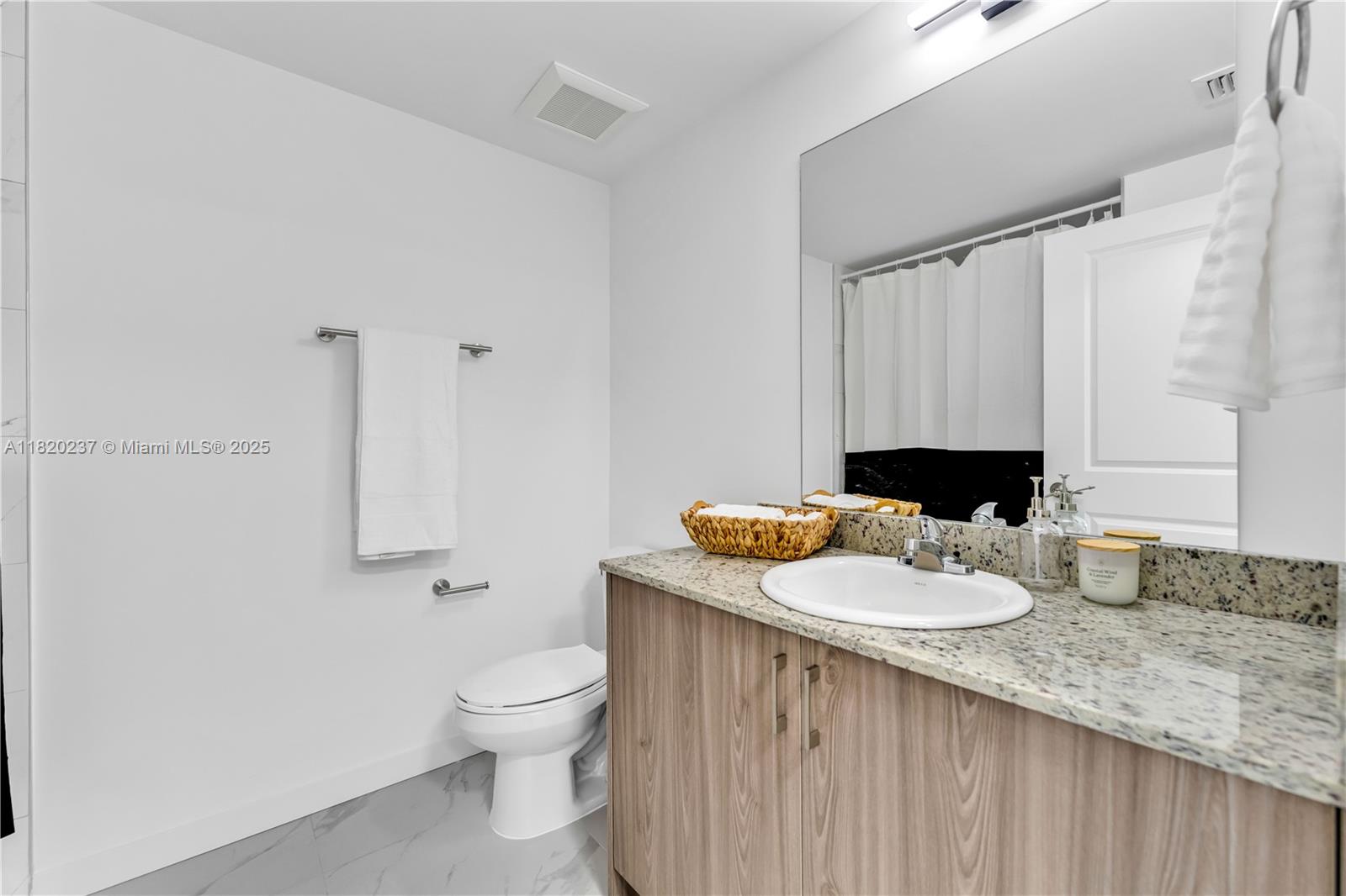 BISC GARDENS SEC C - Residential Lease
