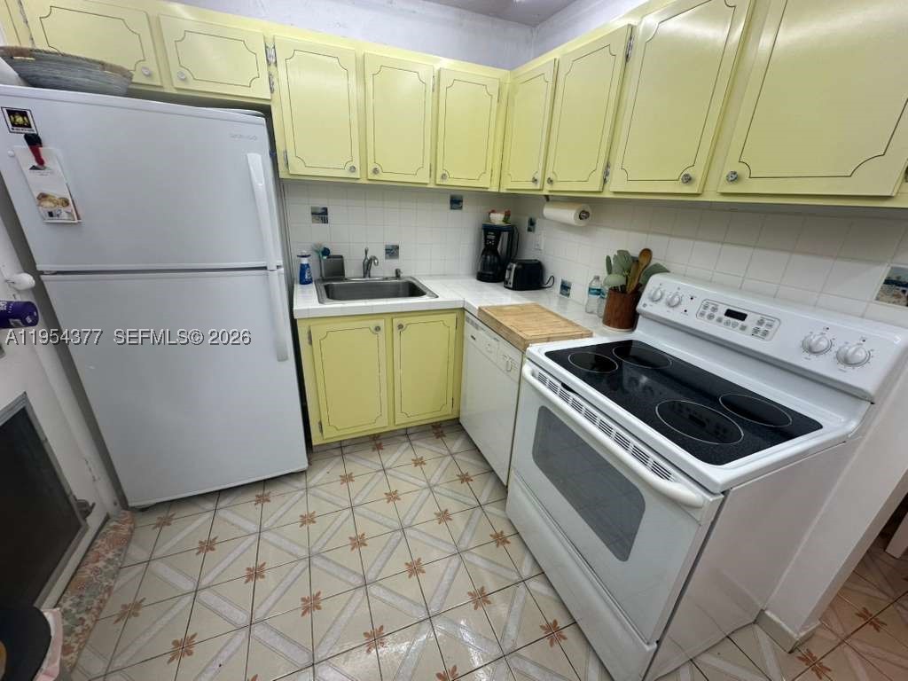 MAR-LEN GARDENS NO 5 CORP - Residential