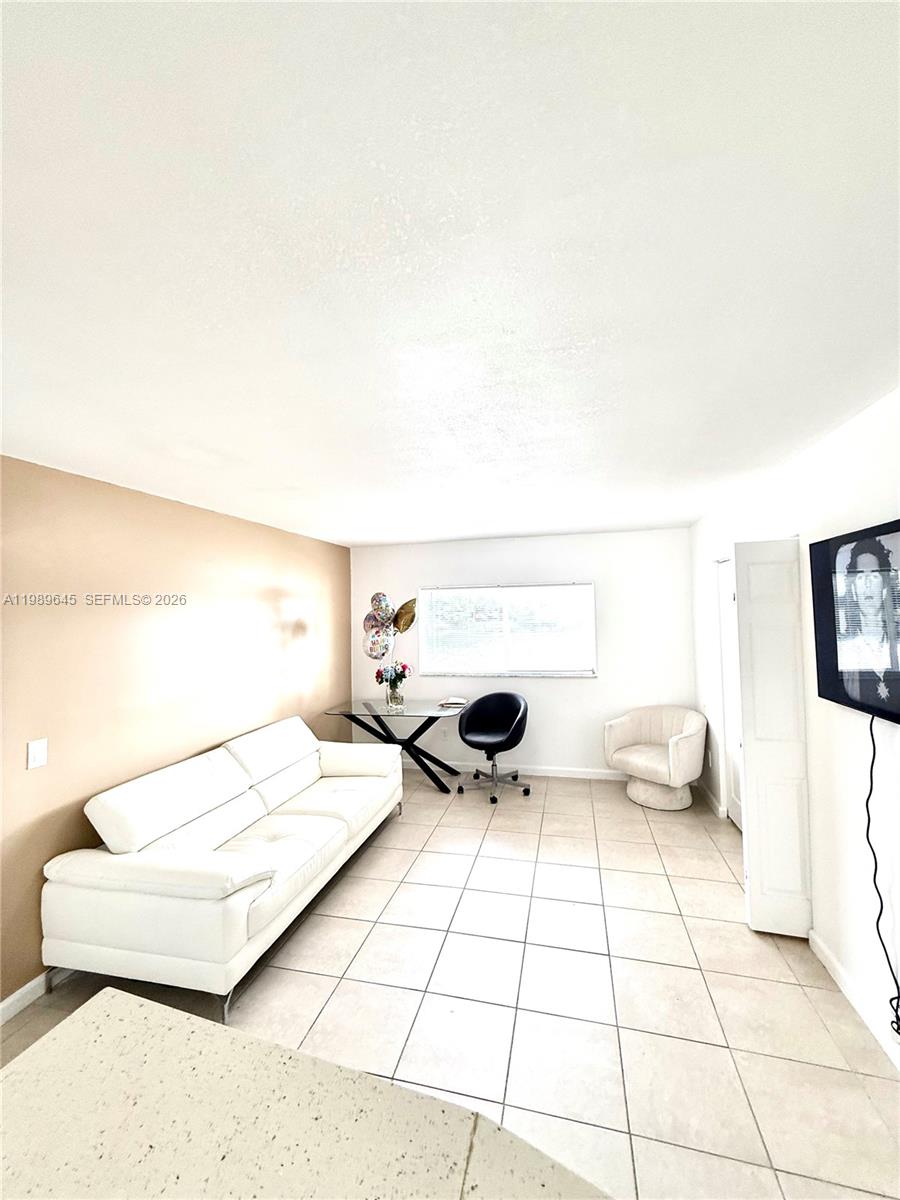 LAKEWOOD AT EMERALD HILLS - Residential