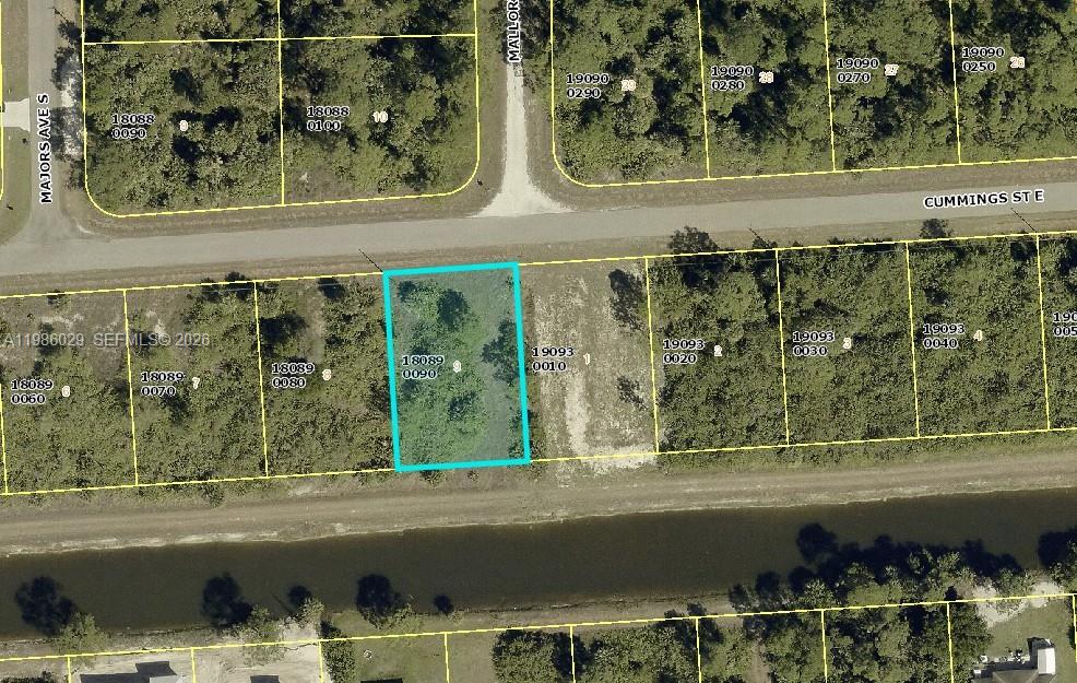 LEHIGH ACRES - Land