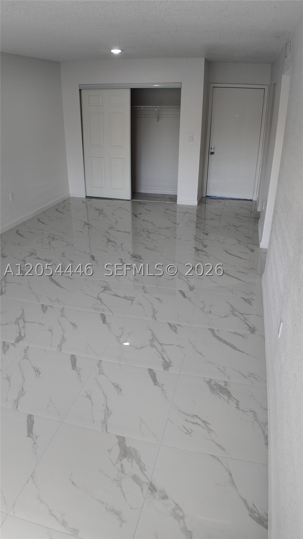 A A DOOLEY SUB - Residential Lease