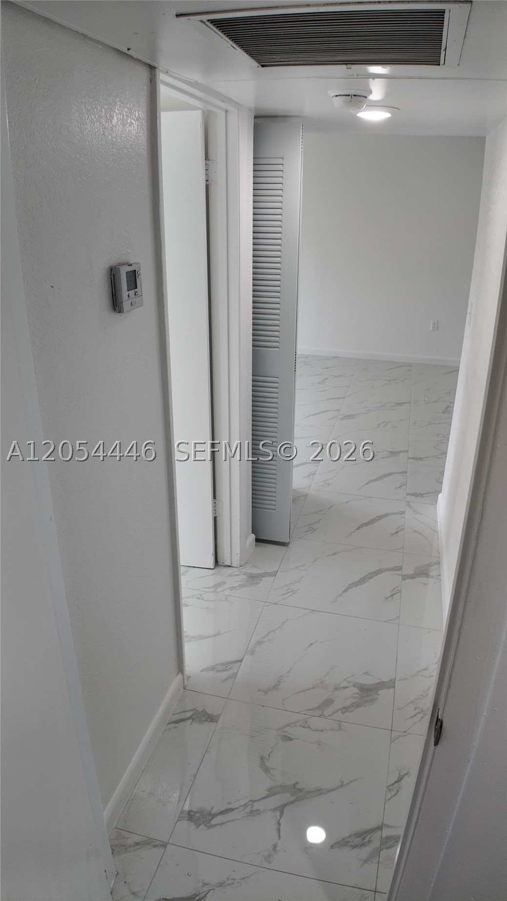 A A DOOLEY SUB - Residential Lease