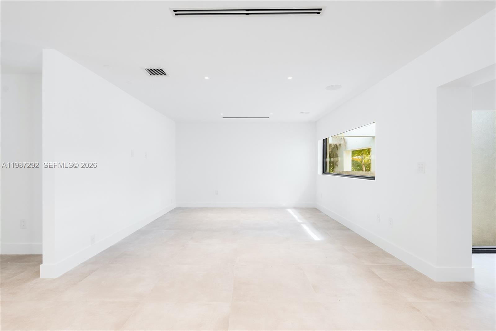 CUTLER BAY ESTATES - Residential