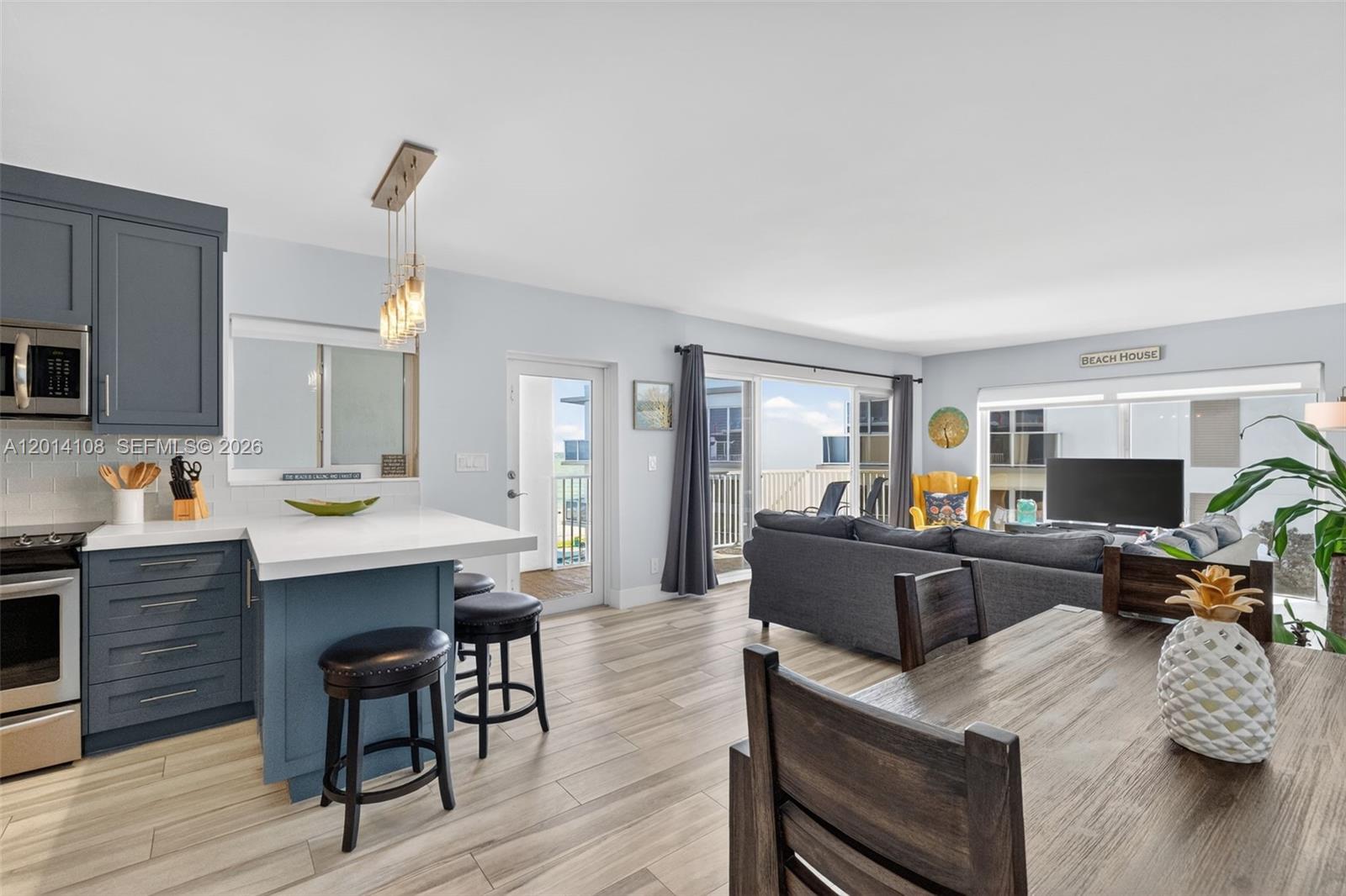 SHORELAND CO-OP - Residential